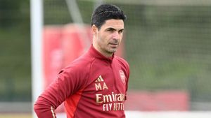 Mikel Arteta drops hint on new Arsenal contract