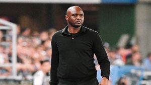 Patrick Vieira pens emotional message after Strasbourg departure, hints major issue with club