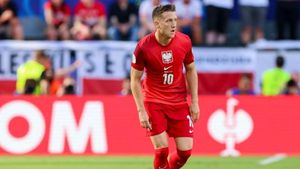 Inter sign Piotr Zielinski on a free transfer following Napoli departure