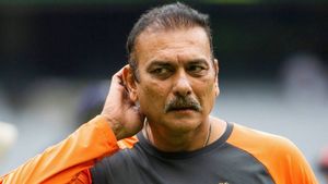 Carlos Alcaraz fan Ravi Shastri posts picture from Paris Olympics 2024: 'The champion is back on clay'