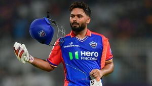IPL 2025: 4 franchises who will be in race to sign Rishabh Pant if he parts ways with Delhi Capitals