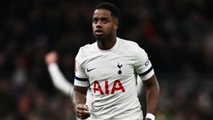Sessegnon rejoins boyhood club Fulham after Tottenham departure