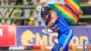 India vs Zimbabwe: Fans Divided Over Shubman Gill's Knock in 3rd T20I Against Zimbabwe