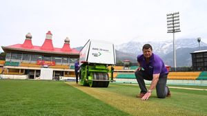 SIS Pitches Launches ‘Guide to Cricket Pitch Systems’ to Enhance Quality of Playing Surfaces