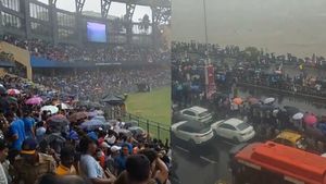Team India Victory Parade Delayed Due to Rain and Severe Traffic Congestion in Mumbai