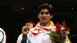Paris Olympics: Who Was the First Indian Olympic Medallist in Boxing? Know All About Him