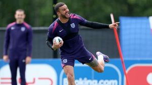 Euro 2024 social round-up: Andrich debuts new look, Walker turns cheerleader