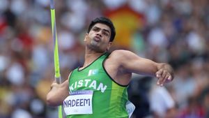 Paris 2024 Javelin Throw: Pakistan's Arshad Nadeem's Monstrous 92.97m Throw Breaks Olympic Record; Touches 91.71m in his Last Throw