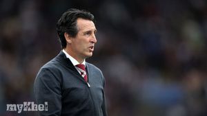 Emery Praises Jhon Duran For Impressive Early Season Form At Aston Villa