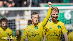 Celtic Defeats Hibernian 2-0: McGregor's Spectacular Goal Seals The Win