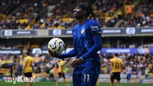 Chelsea Secures Emphatic 6-2 Victory Against Wolves: Madueke Stars With Hat-Trick