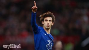 Jamie Carragher Recommends Players Decline Chelsea Offers As Joao Felix Set For Return