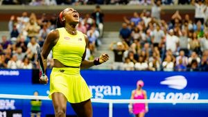 US Open: Coco Gauff's Day 1 Style - Simple Elegance Meets Tennis Chic