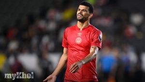 Tottenham Advances In Transfer Talks For Bournemouth's Dominic Solanke