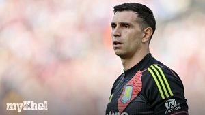 Martinez Sets Sights On Trophy Glory With Aston Villa Following Contract Extension