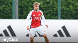 Fulham Breaks Club Record To Sign Emile Smith Rowe From Arsenal