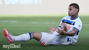 Atalanta Forward Gianluca Scamacca To Undergo ACL Surgery Following Pre-Season Injury