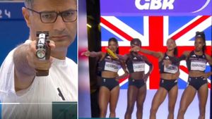 WATCH | Great Britain's 4x400M Relay Team Striking Turkiye Shooter Yusuf Dikec Viral Pose at Paris 2024 Olympics