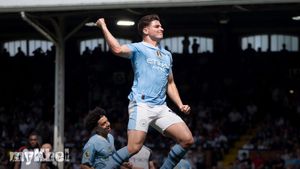 Guardiola Asserts Alvarez's Future At Manchester City Amid Transfer Speculation