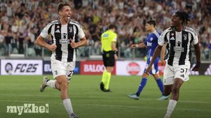 Juventus Triumphs 3-0 Against Como In Serie A Debut For Coach Motta