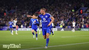 Veteran Jamie Vardy Denies Wasteful Spurs A Win In Thrilling 1-1 Draw