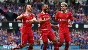 Liverpool Triumphs Over Ipswich Town With A 2-0 Win In Premier League Opener