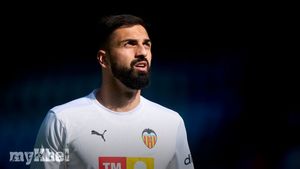 Liverpool Confirms Signing Giorgi Mamardashvili, Loans Him Back To Valencia