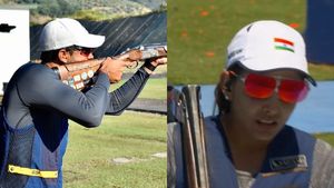 Paris Olympics: Maheshwari Chauhan, Anant Jeet Singh Naruka Narrowly Miss Bronze Medal to China in Skeet Shooting Mixed Team