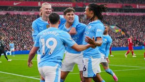 Julian Alvarez: Is Arsenal Going to Snatch the Man City Forward? Who Else Is Interested to Sign Messi's Compatriot?