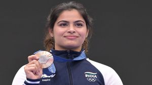 Manu Bhaker's brand value increases Six-Fold, 40 brands in talks to sign her after Olympics heroics