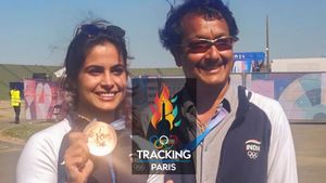 Manu Bhaker Already Focussing On LA Olympics After Creating History in Paris 2024, Explains Coach Jaspal Rana