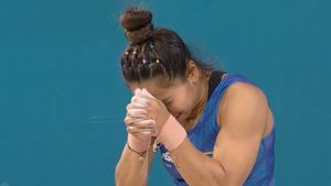 Paris Olympics: Mirabai Chanu Fails to Win Medal, Finishes Fourth While Hou Zhihui Breaks Olympics Record For Gold