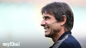 Conte Says Sorry To Napoli Fans Following Disappointing Defeat At Verona