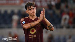 Paulo Dybala Rejects Saudi Pro League's £75M Offer To Remain With AS Roma