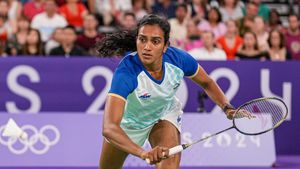 Heartbreak for PV Sindhu at Paris Olympics, He Bing Jiao Ends Her Medal Run in Pre-Quarterfinals