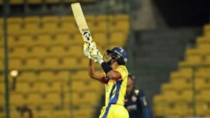 WATCH: Samit Dravid shows his range to take Maharaja Trophy by storm - 'Like father, like son'