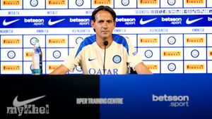 Inter To Start Serie A Defence Without Zielinski And De Vrij, Inzaghi Says