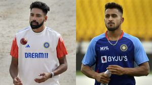 Duleep Trophy 2024 Squads: Mohammed Siraj, Umran Malik to Miss First Round of the Tournament Due to Illness