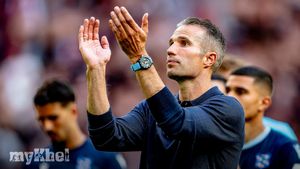 Van Persie Starts Heerenveen Reign With Defeat To Ajax On Opening Day