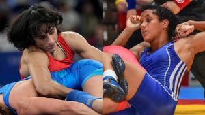 Vinesh Phogat Next Match: Know Her Rival Yusneylys Guzman in Paris Olympics Semifinal at 10:15 PM IST
