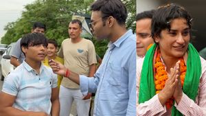 Indian Women Wrestlers Back Vinesh Phogat, Says 'Weight Cut' Is Tougher Than it Looks