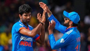 How Washington Sundar has gained more than Axar Patel in absence of Ravindra Jadeja?