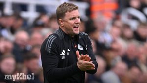 Eddie Howe Commends Anthony Gordon's Key Role In Newcastle's Draw Against Manchester City