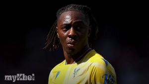 Crystal Palace's Parish 'Astounded' By Scant Interest In Star Midfielder Eze