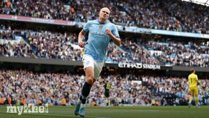 Erling Haaland Scores Twice To Secure Manchester City's Comeback Win Over Brentford