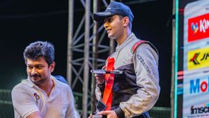 Hugh Barter, Aqil Alibhai light up Formula 4 Indian Championship