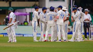 IND vs BAN: Suresh Raina and RP Singh reveal what Team India players could be doing during Kanpur rain break
