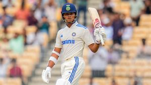 IND vs BAN 2nd Test: India Breaks Fastest Hundred Record as Jaiswal Slams Joint Third Fastest Fifty by Indian