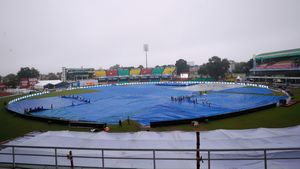 IND vs BAN 2nd Test: Persistent Rains Force Day 2 to be Called Off Without a Ball Being Bowled in Kanpur