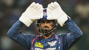 IPL 2025: Fan urges KL Rahul to return to RCB, LSG captain says 'hope so'